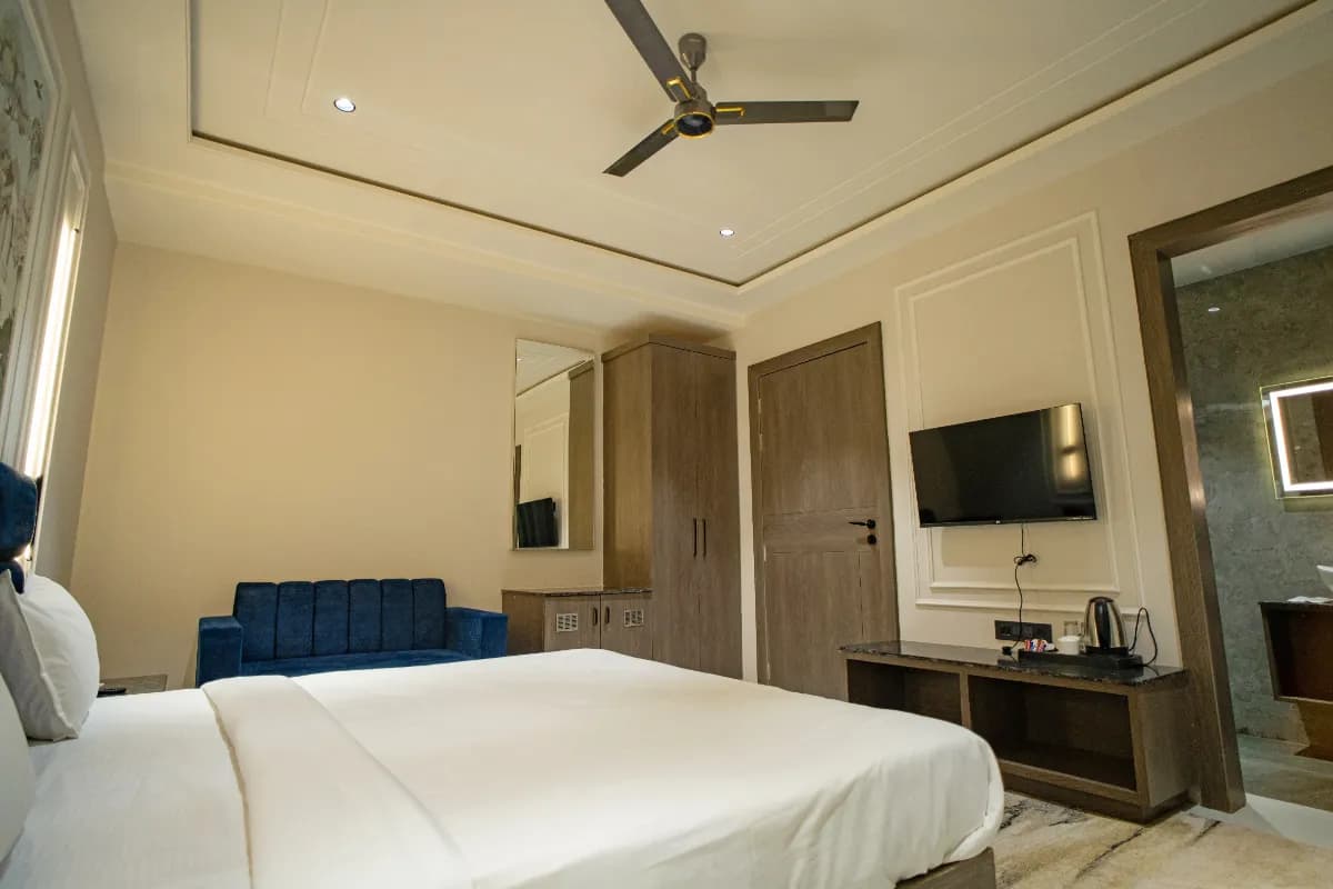 Vrindavan Heritage Suite image 10